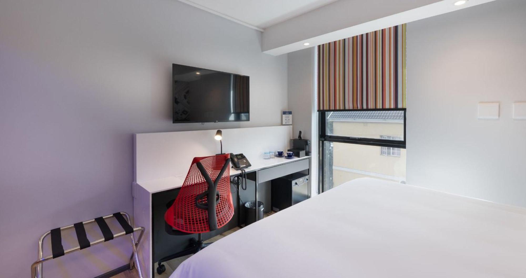 Anew Point Hotel